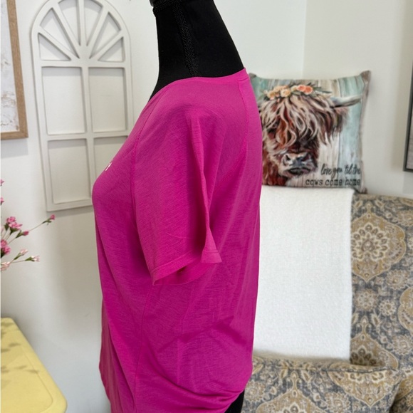 Under Armour Pink Fitted Short Sleeve Tee - Picture 4 of 5